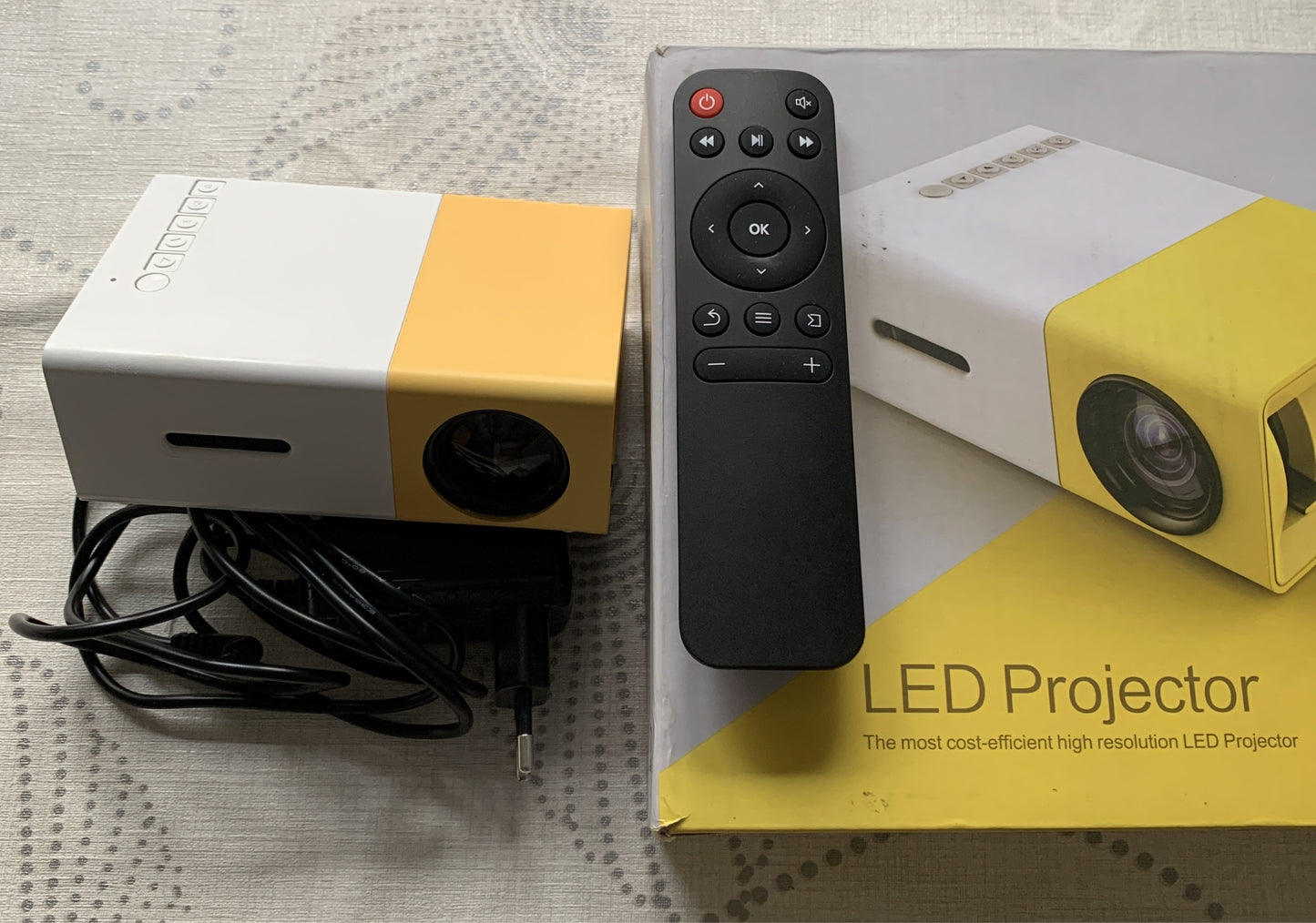 Mini Proyector Led Video Beam